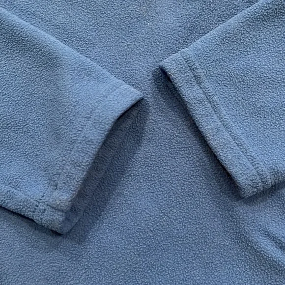 The North Face Top🌺 - Picture 4 of 6